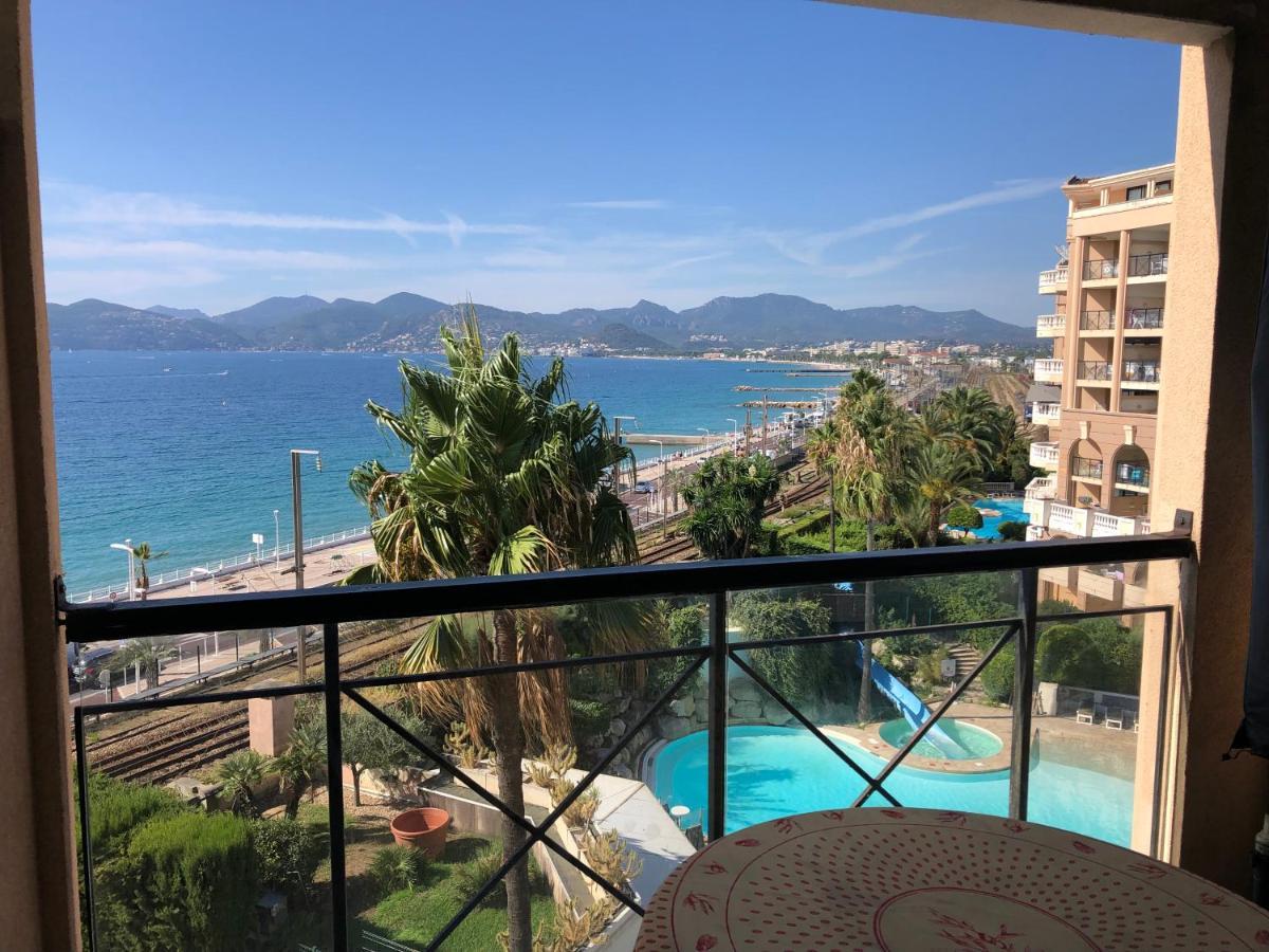 With Sea View, Aircondition And Parking Cannes