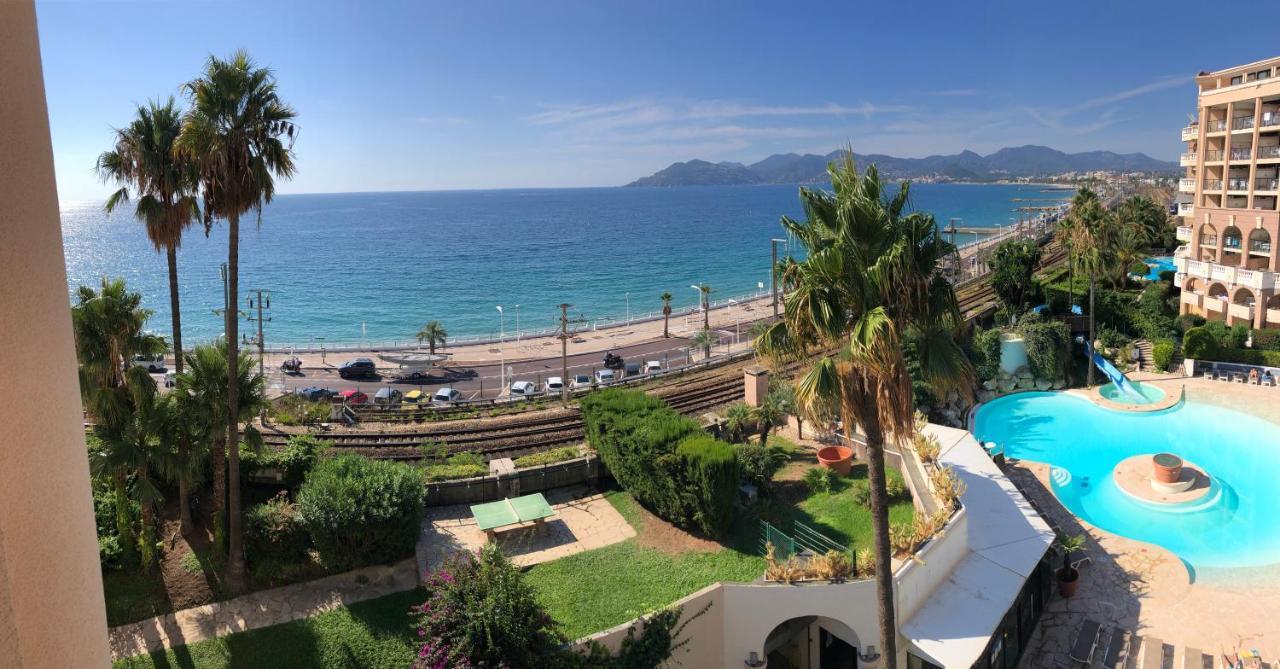 With Sea View, Aircondition And Parking * Cannes