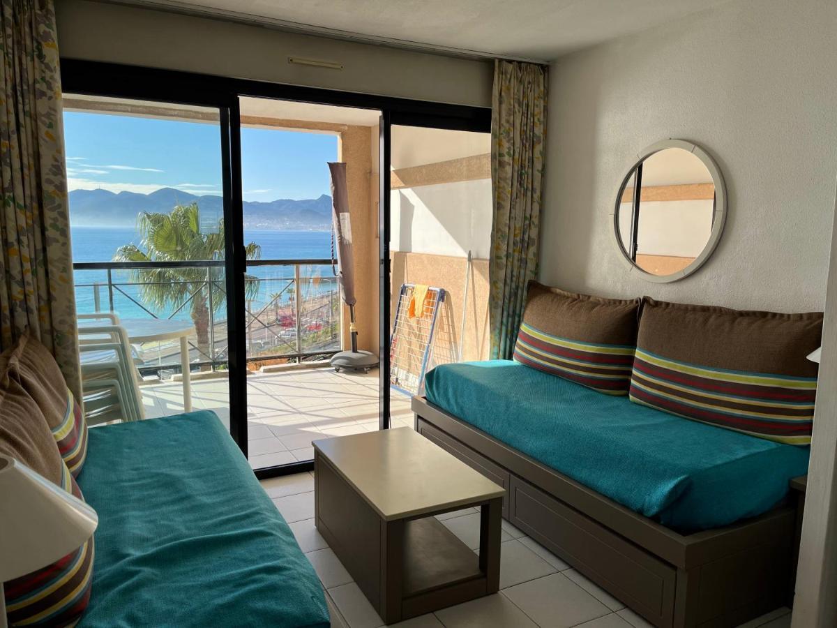 Appartamento With Sea View, Aircondition And Parking *