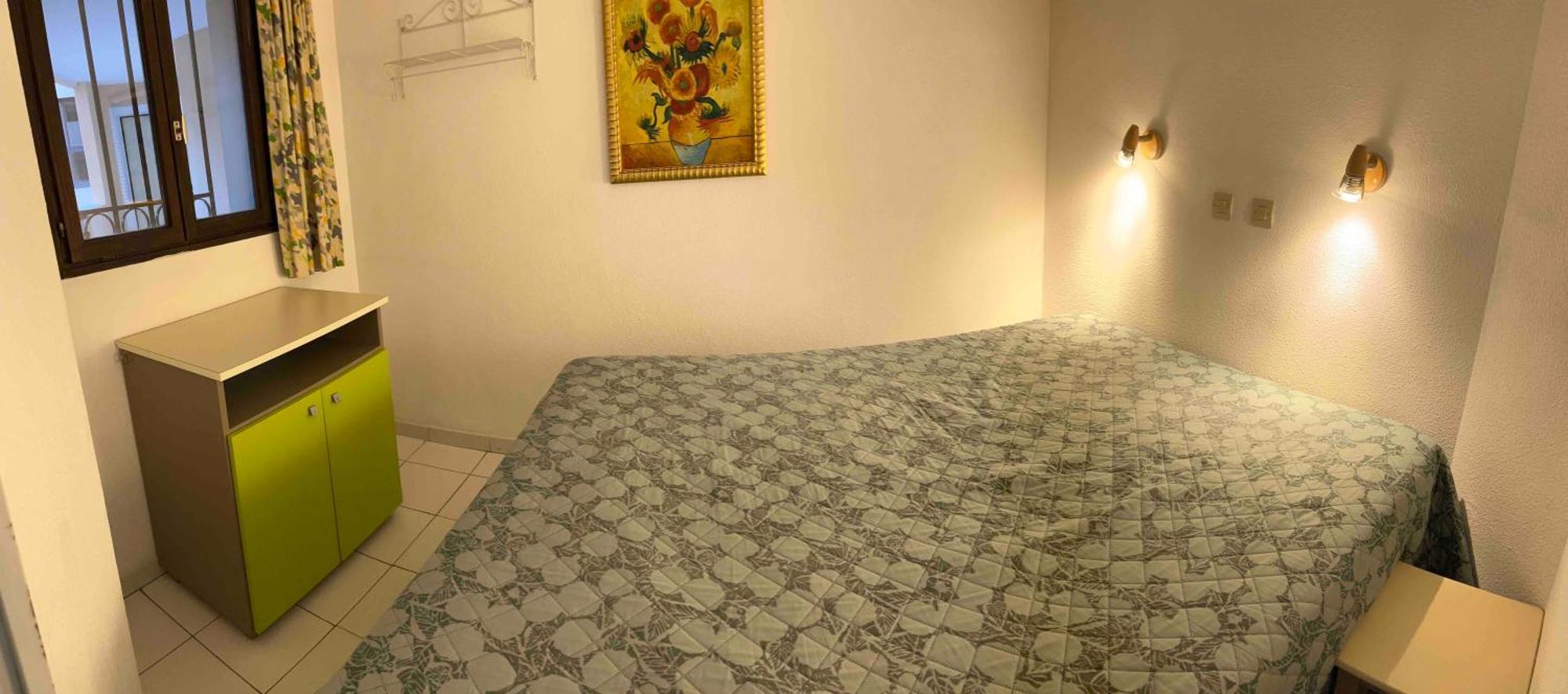With Sea View, Aircondition And Parking *