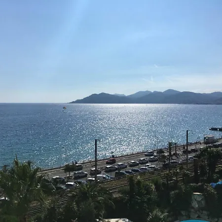 Cannes Apartment With Sea View, Aircondition And Parking Buitenkant foto